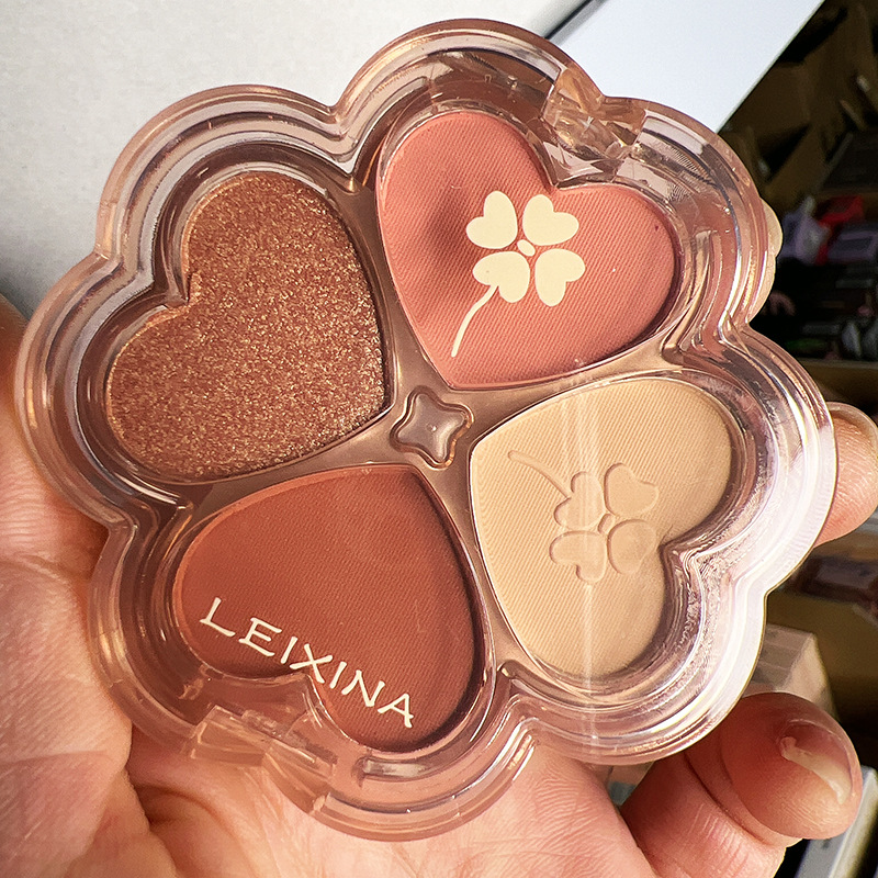 Lucky Clover Eyeshadow Palette - Red Clover Flower recensie en prijs