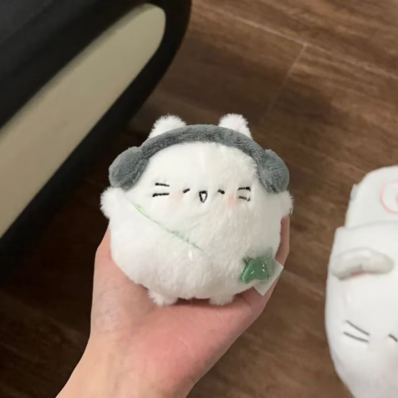 Cute Chubby Little Cat Egg Dol - Red Clover Flower recensie en prijs