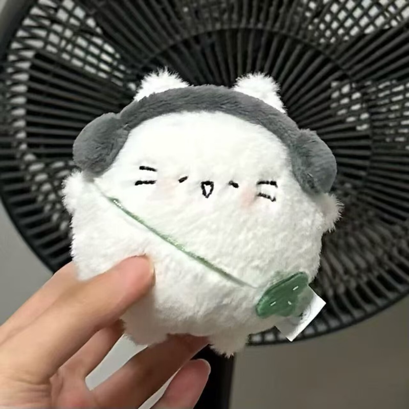 Cute Chubby Little Cat Egg Dol - Red Clover Flower recensie en prijs